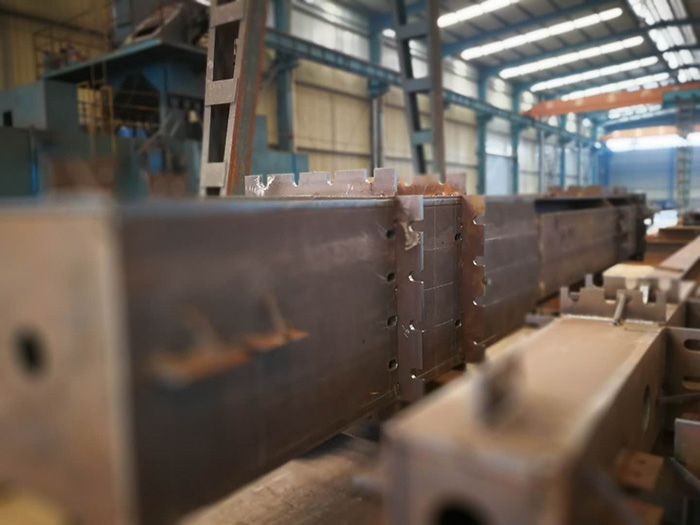 圓柱、箱型柱、十字形柱