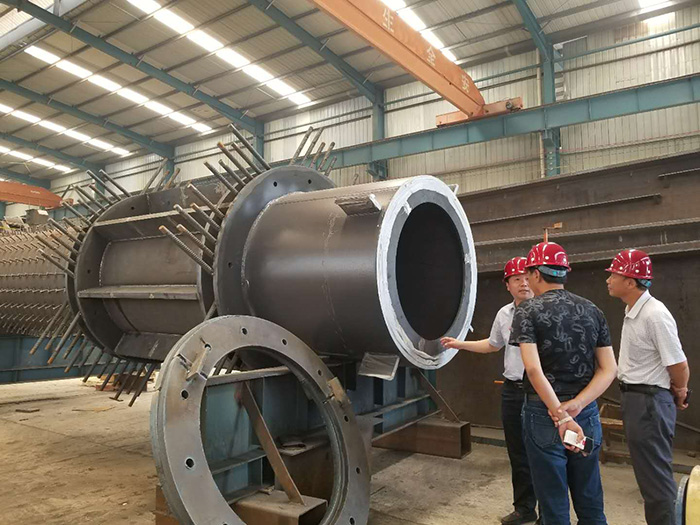 圓柱、箱型柱、十字形柱