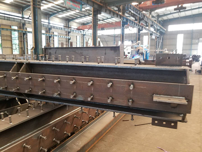 圓柱、箱型柱、十字形柱