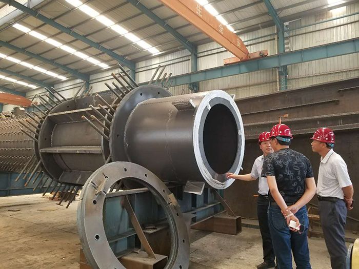 圓柱、箱型柱、十字形柱