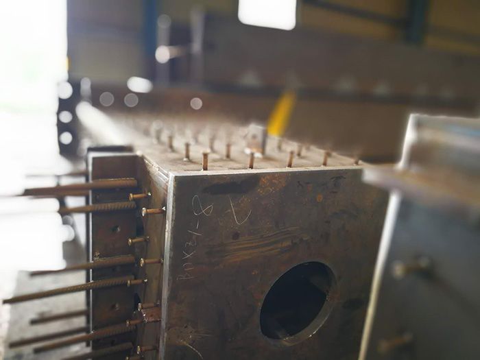 圓柱、箱型柱、十字形柱